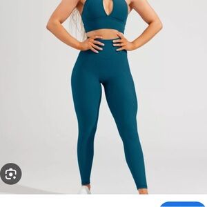 Material Girl Nile Blue Ribbed Leggings